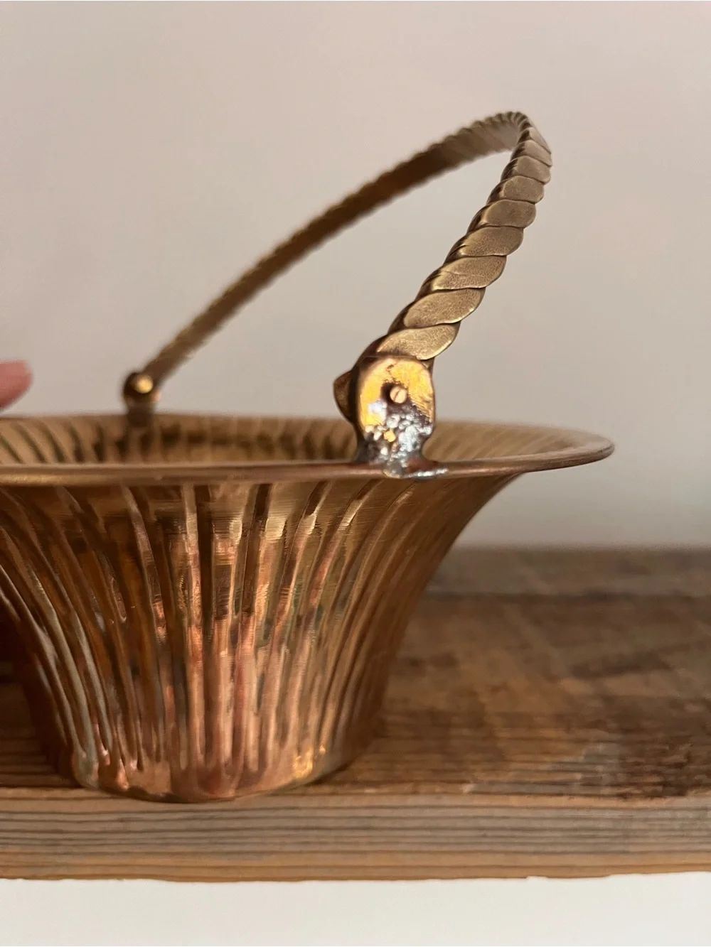 Brass Fluted Basket with Twisted Handle - Gold Tone